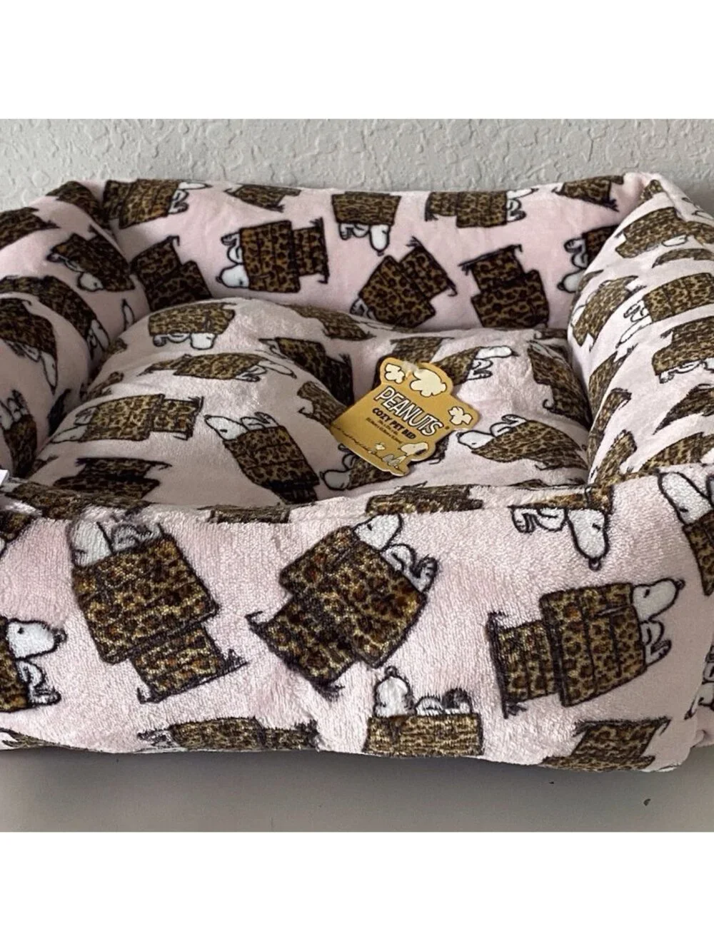 Peanuts Snoopy Small Dog Pet Cozy Cuddler Bed Animal‎ Print Leopard Doghouse NEW